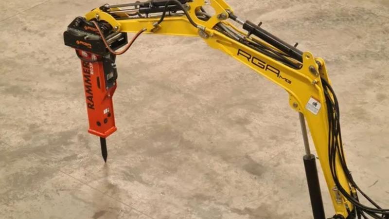 Mini escavadeira com rompedor: a força que transforma seu projeto em realidade Mini escavadeira com rompedor: a força que transforma seu projeto em realidade